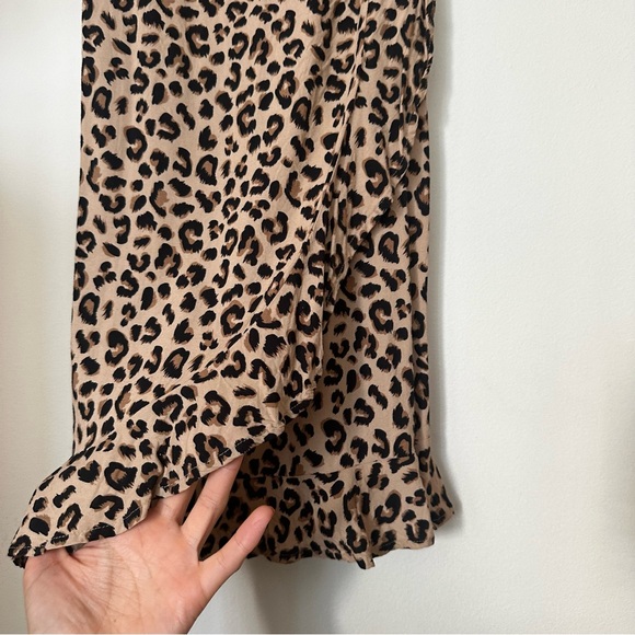 H&M Leopard Print Mini Dress - Picture 5 of 6